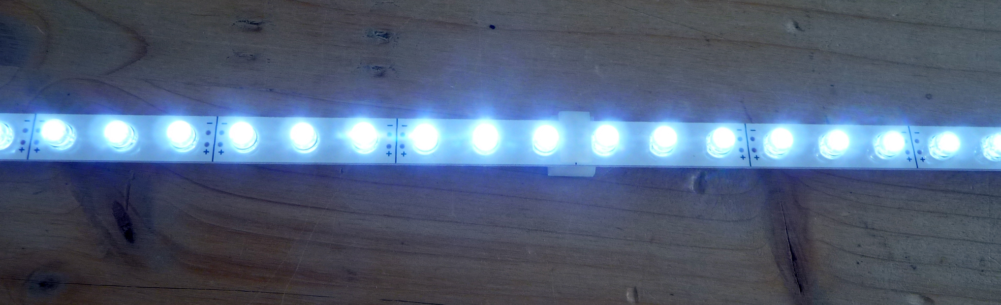 9088_034cPnJ2SSTDt5 LED Leiste Starr 30 SMD LED Weiss, 12V