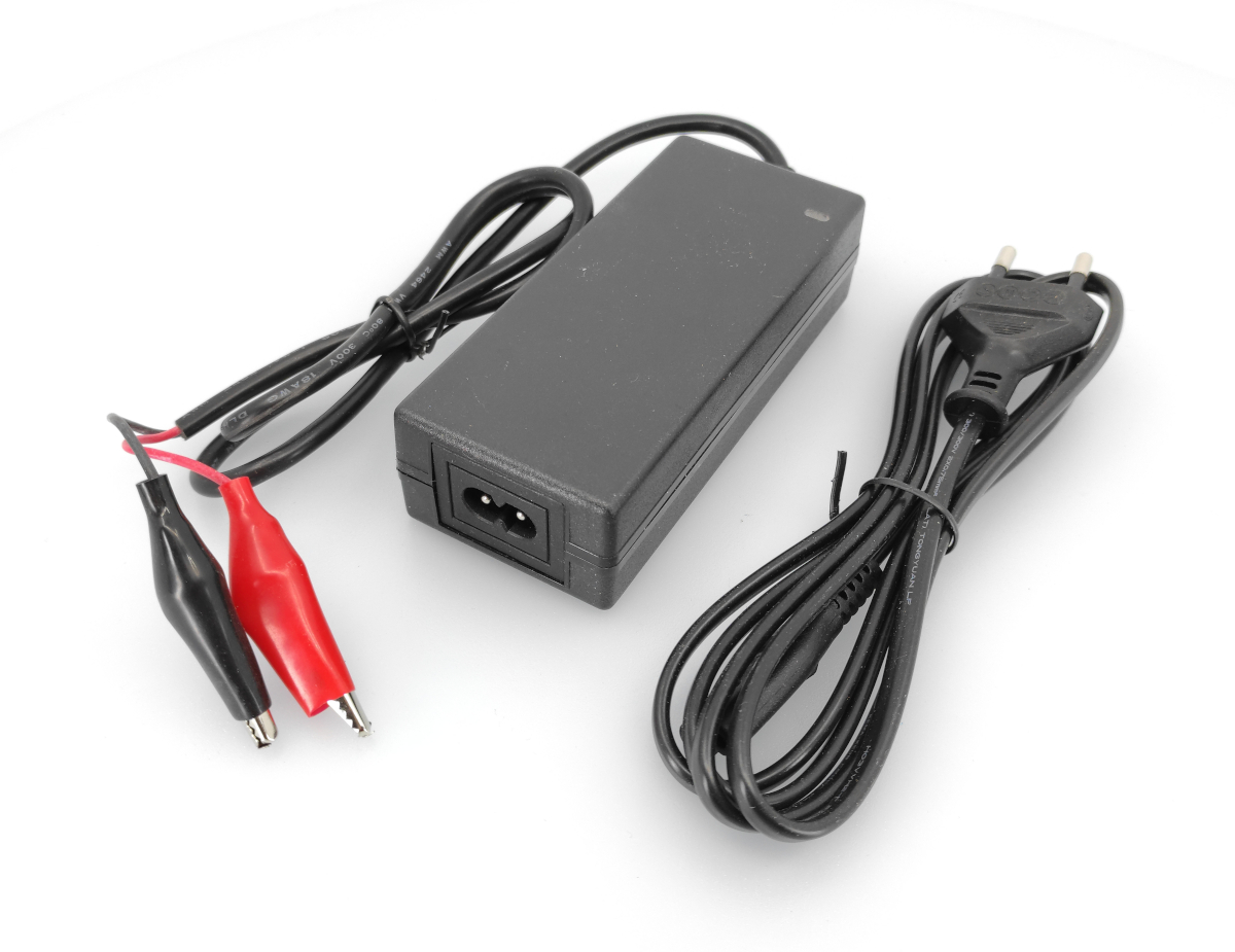 Ladegerät 12.6Volt 4.5A, für 3S Li-Ion Akkus, mit Krokodilklemmen